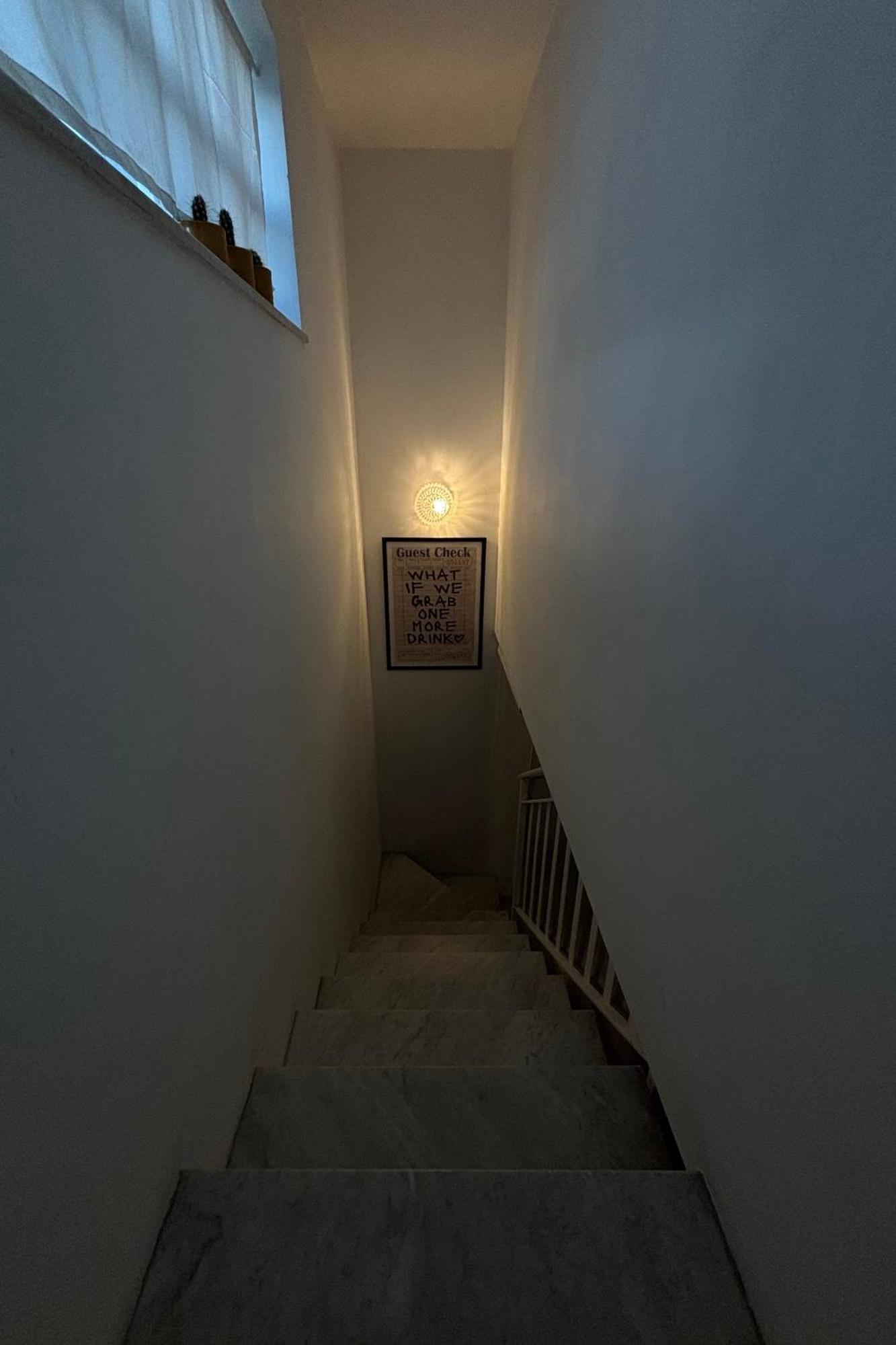 Homestay Rooftop Катания Екстериор снимка