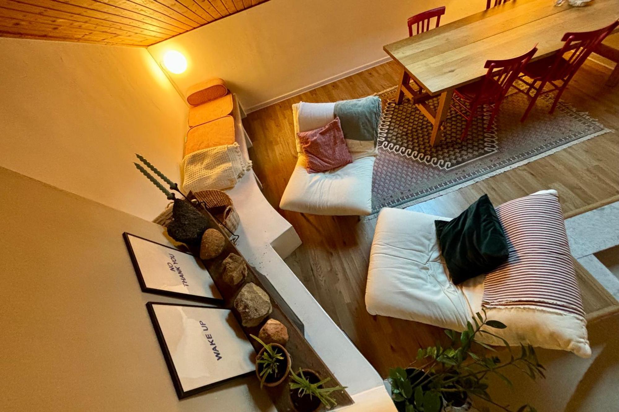 Homestay Rooftop Катания Екстериор снимка
