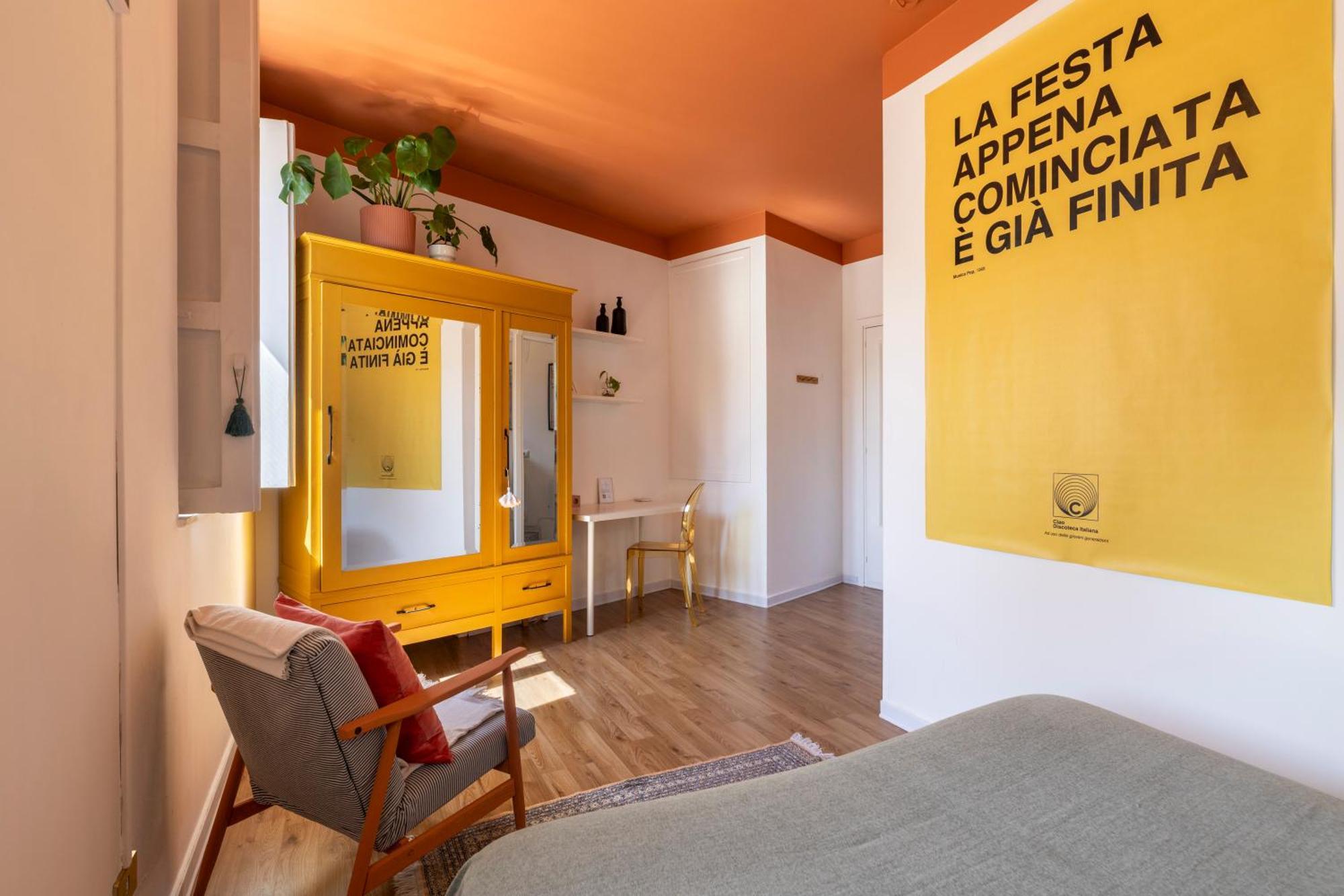 Homestay Rooftop Катания Екстериор снимка