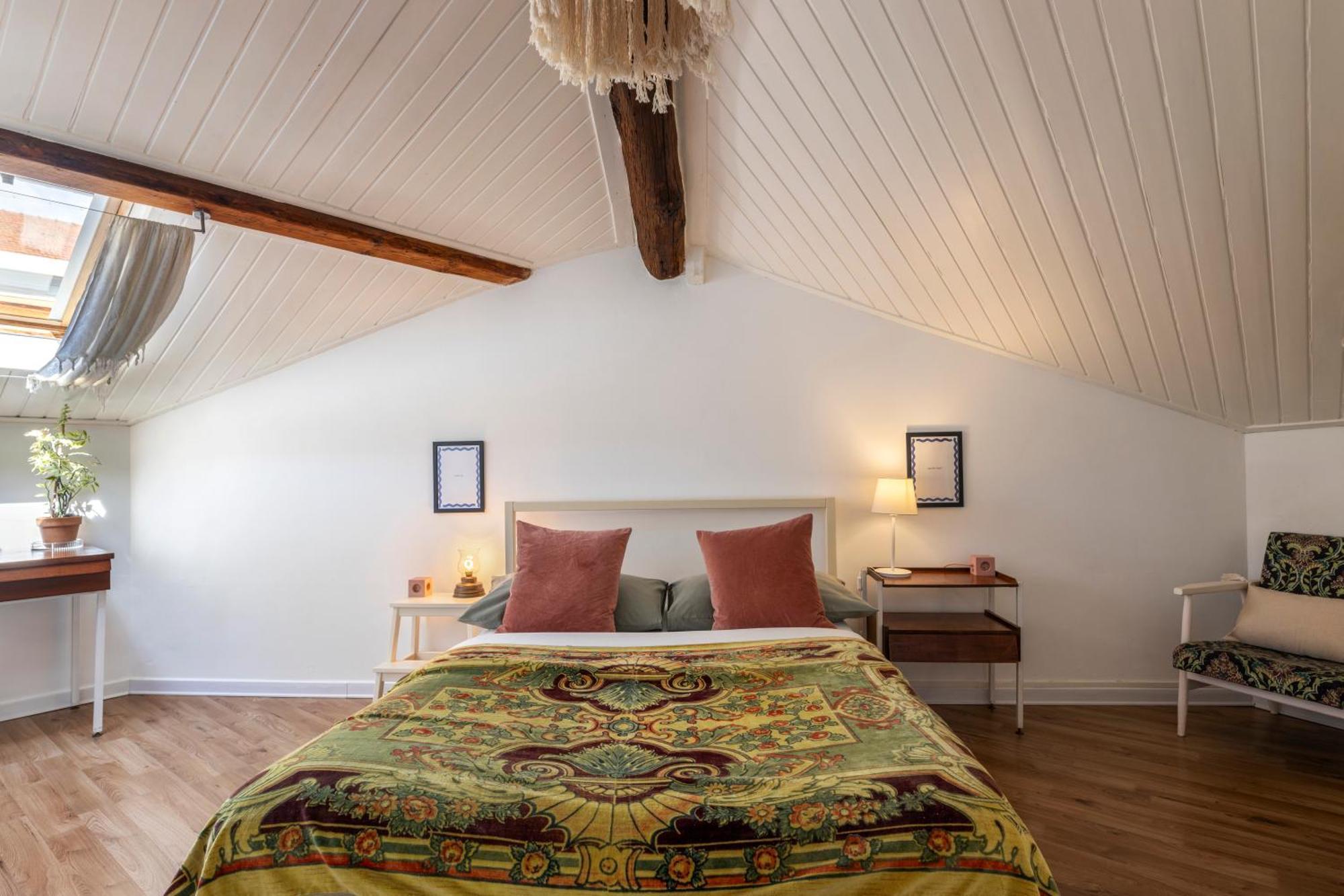 Homestay Rooftop Катания Екстериор снимка